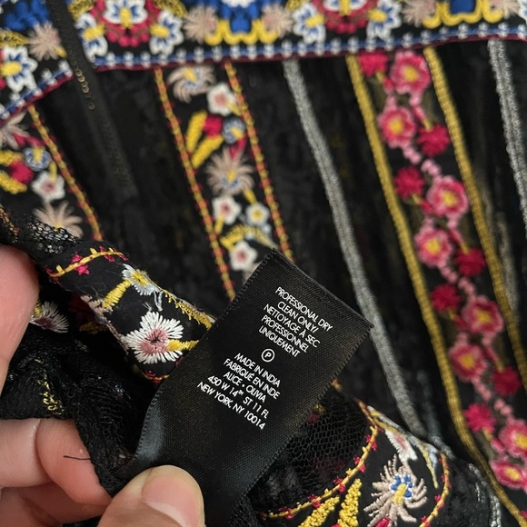 Alice + Olivia Larue Embroidered Slit-Sleeve Tip size XS - Picture 12 of 12